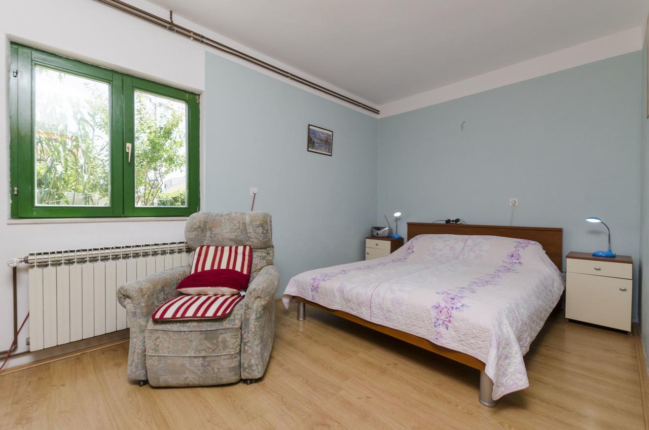 Apartments Luka Рогозниця Екстер'єр фото